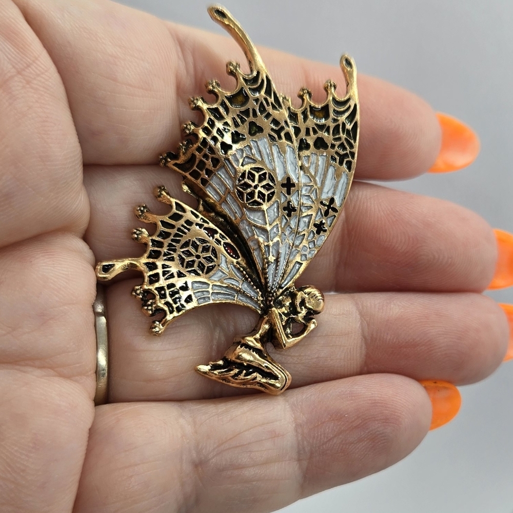 Gold Fairy Enamel Brooch Whimsical Winged Pin NWT Fairycore Magical Jewelry Gift - Picture 3 of 6
